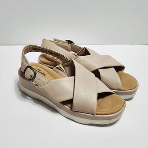 Clarks Clara Sandals size 7.5 Shoes